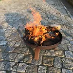 Aussergewoehnliche Wachstube Mit 3 Schlafraeumen Im Rittergut Leppersdorf Bei Radeberg Lejlighed *