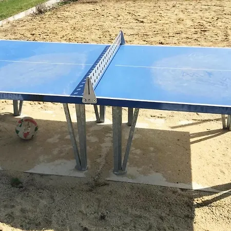 Wachstube Mit 3 Schlafraeumen Im Rittergut Leppersdorf *