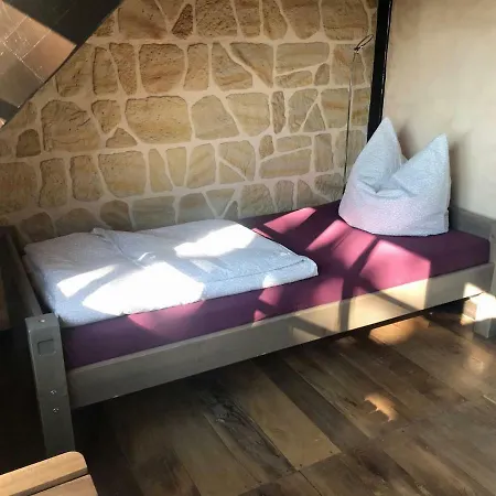 Wachstube Mit 3 Schlafraeumen Im Rittergut Leppersdorf Wachau