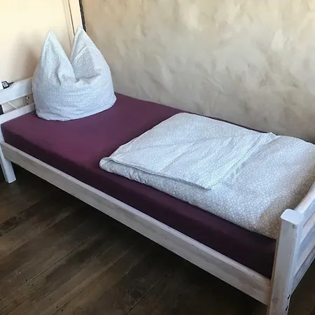 Апартаменты Wachstube Mit 3 Schlafraeumen Im Rittergut Leppersdorf